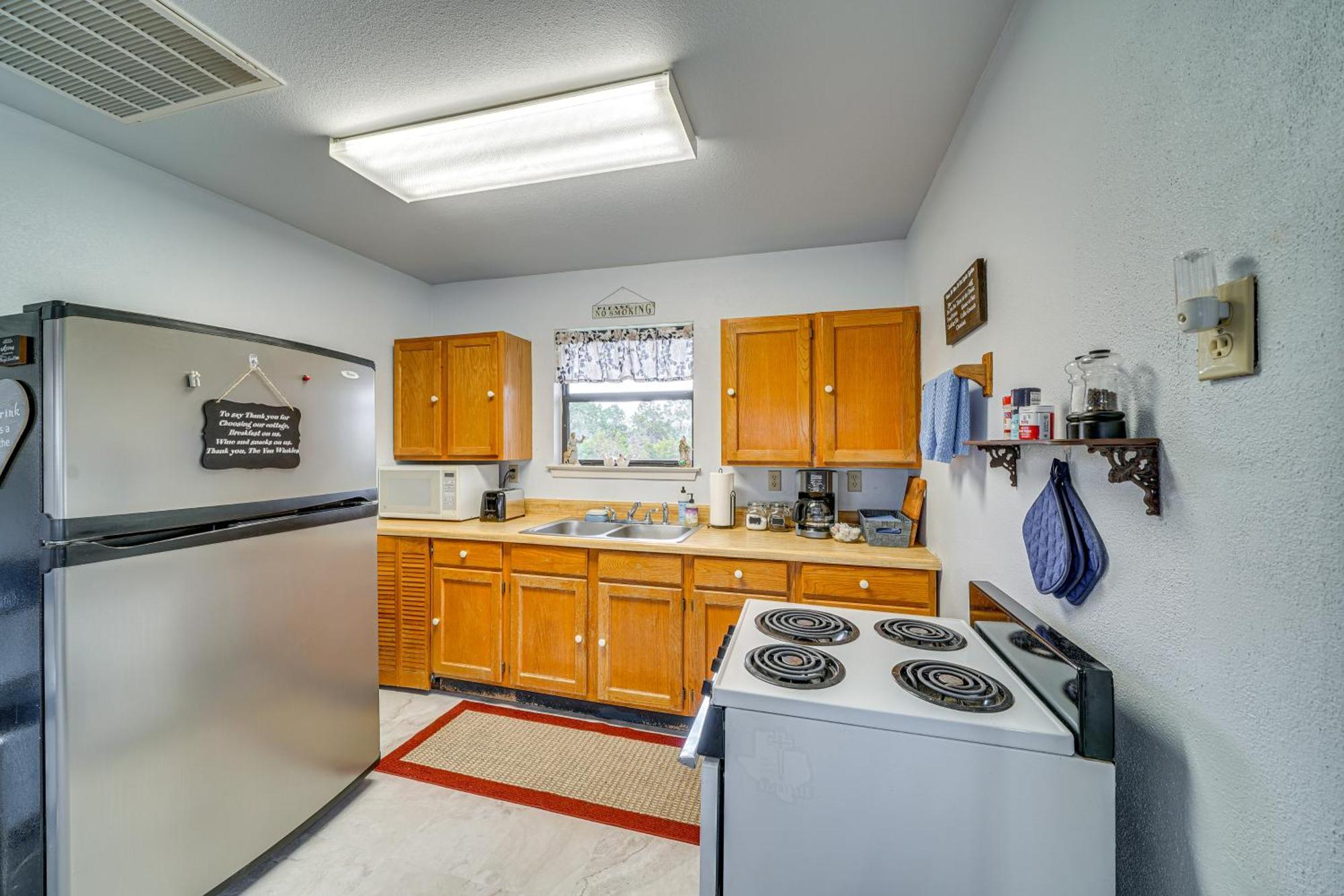 Cozy Kerrville Guest Cottage Near Guadalupe River! المظهر الخارجي الصورة